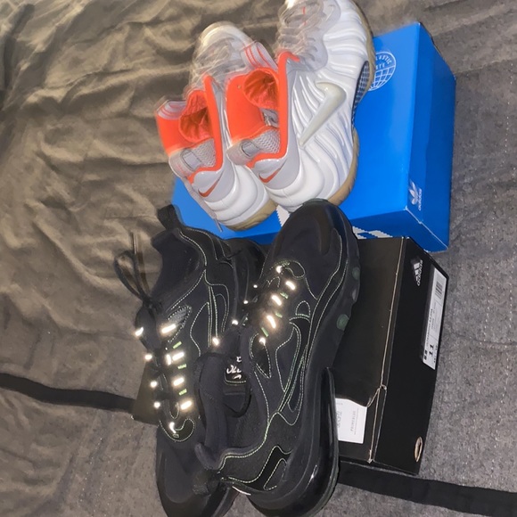 Nike foamposite sz 12/ Nike Air 70 React sz 11.5 - Picture 2 of 3